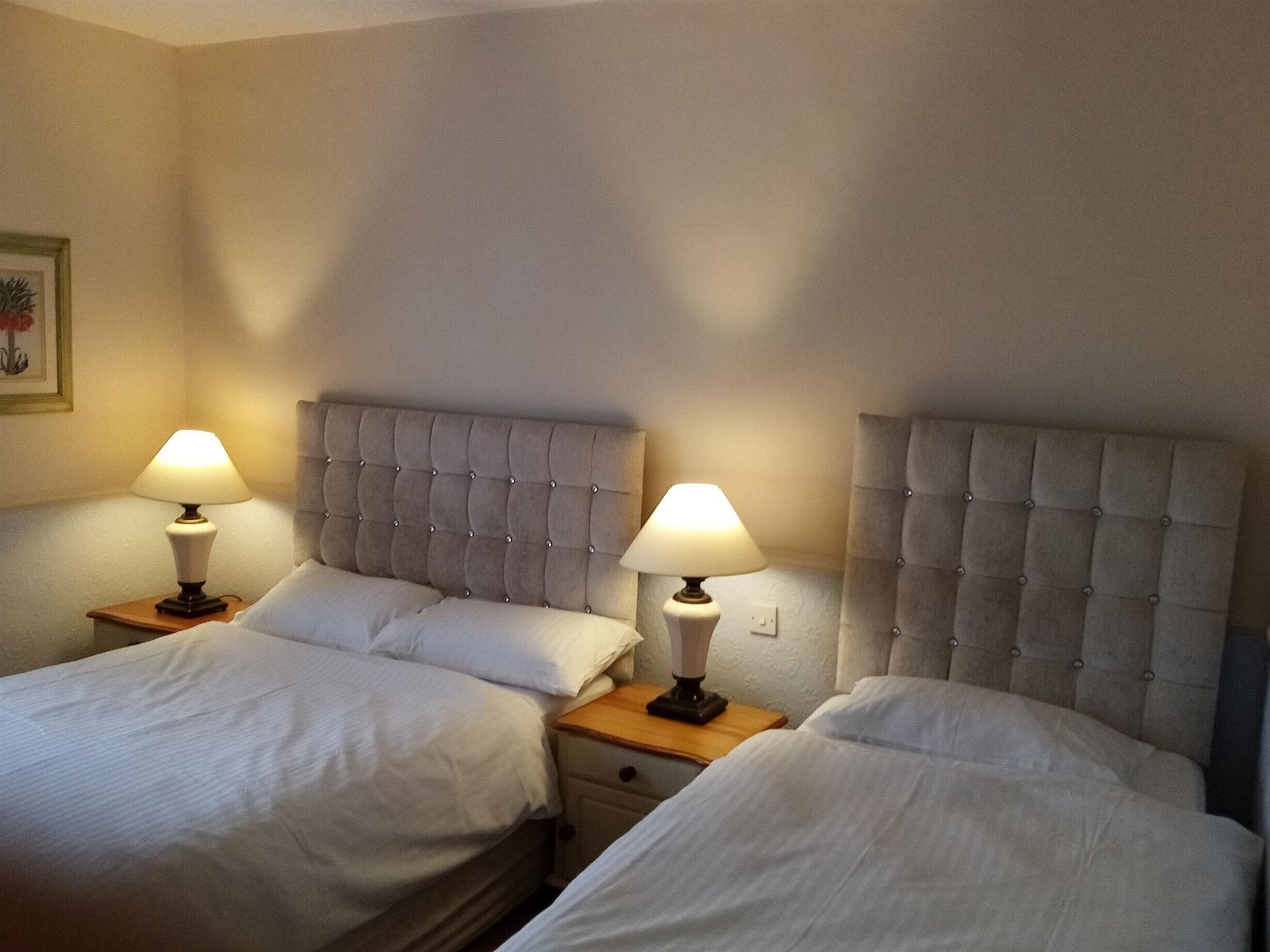 The Sibson Inn Hotel Water Newton Bagian luar foto
