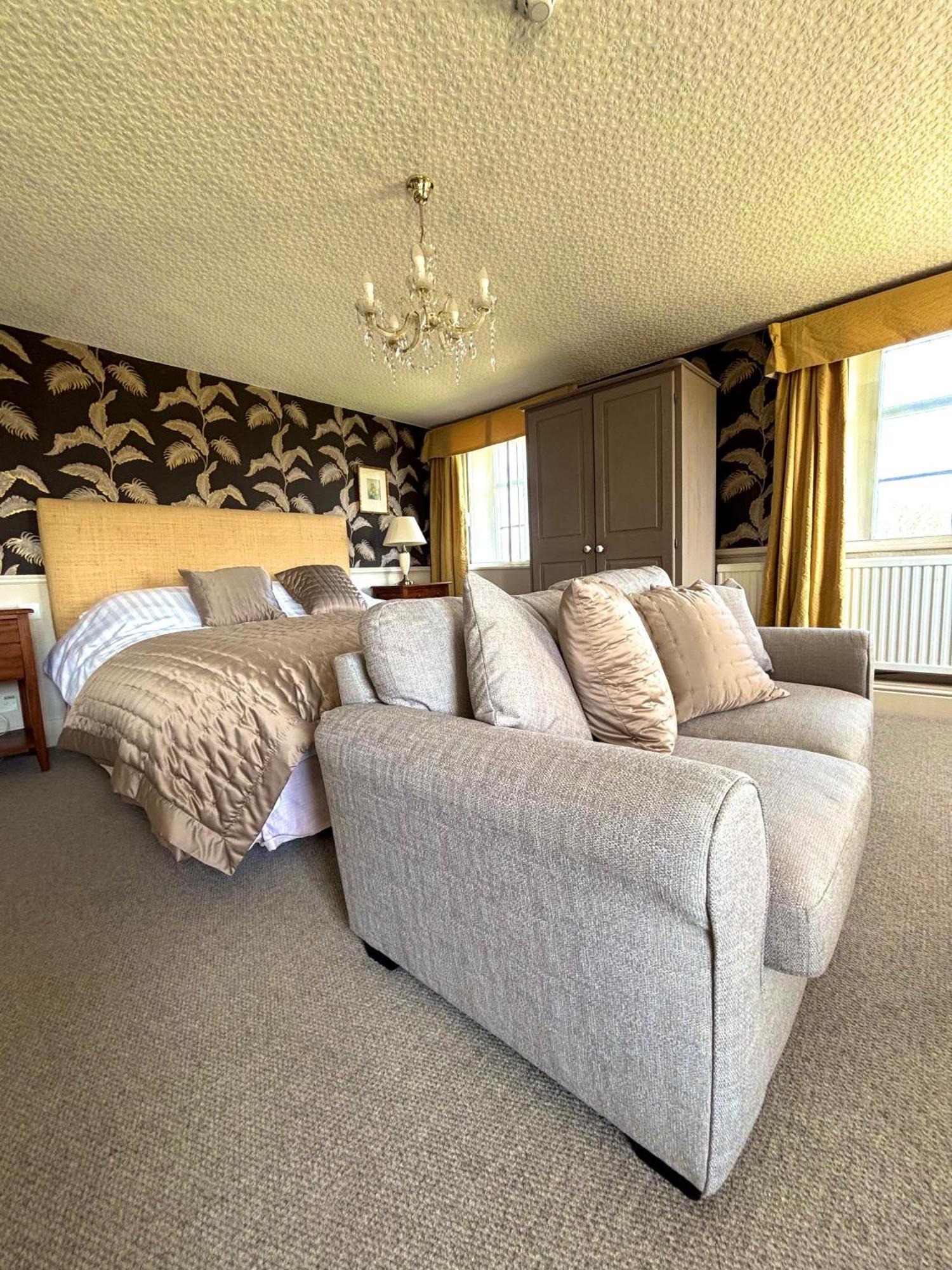 The Sibson Inn Hotel Water Newton Bagian luar foto