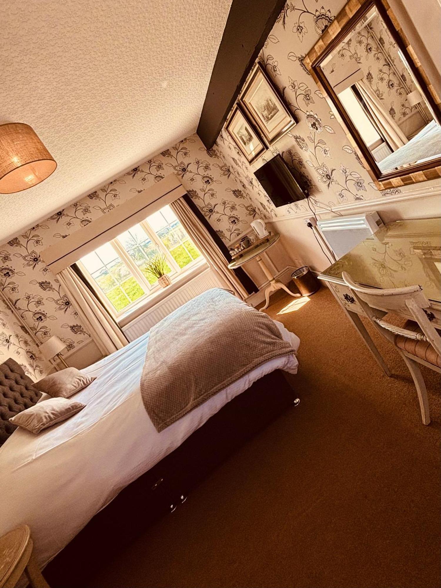 The Sibson Inn Hotel Water Newton Bagian luar foto