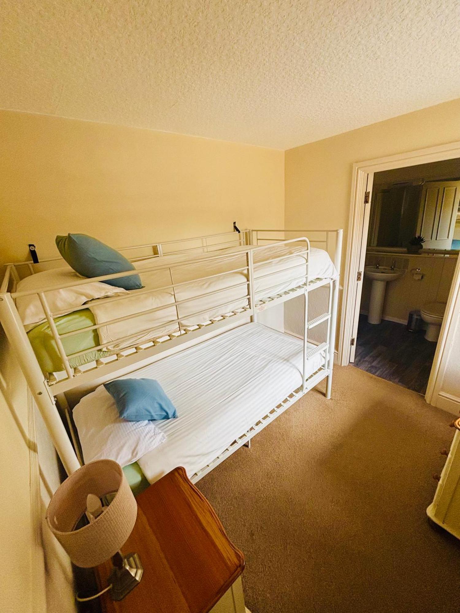 The Sibson Inn Hotel Water Newton Bagian luar foto
