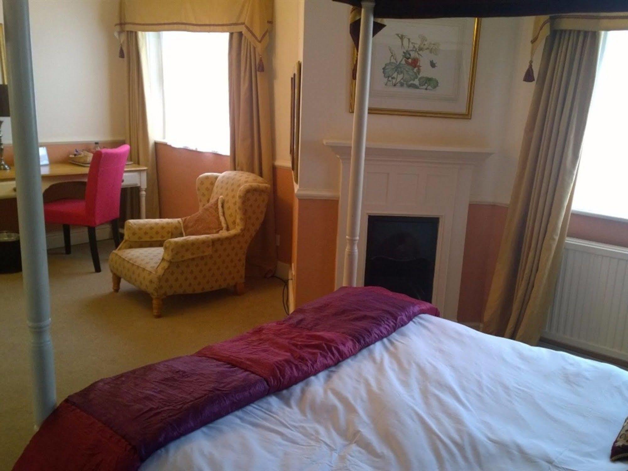 The Sibson Inn Hotel Water Newton Bagian luar foto